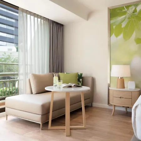 Moevenpick Hotel Bangkok Ploenchit Bdms Exterior photo