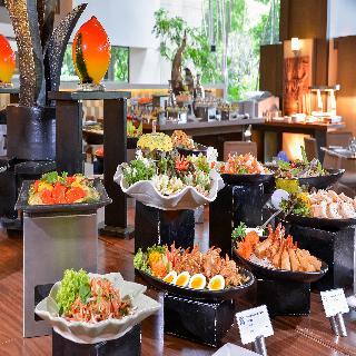 Отель Moevenpick Ploenchit Bdms Бангкок